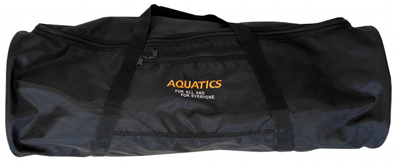 Сбоку сумки нанесен фирменный логотип «AQUATICS»