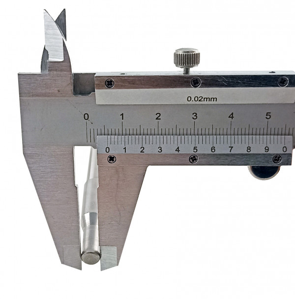 Диаметр шпильки под поршень в самой узкой части - 5.7мм
