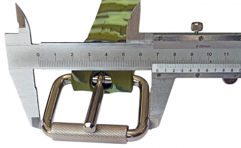 Стандартная ширина пряжки - 7см.