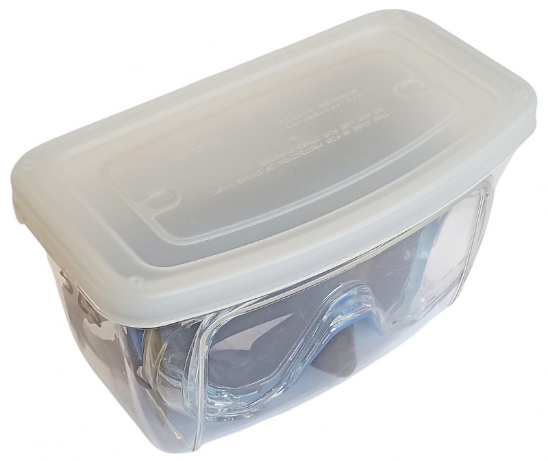 Фирменный бокс от производителя для хранения и транспортировки маски в комплекте.