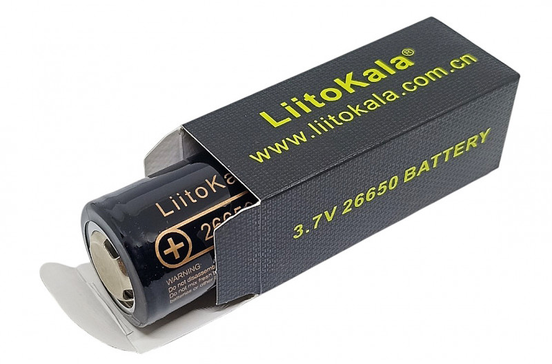 Аккумулятор продается в фирменной картонной упаковке.