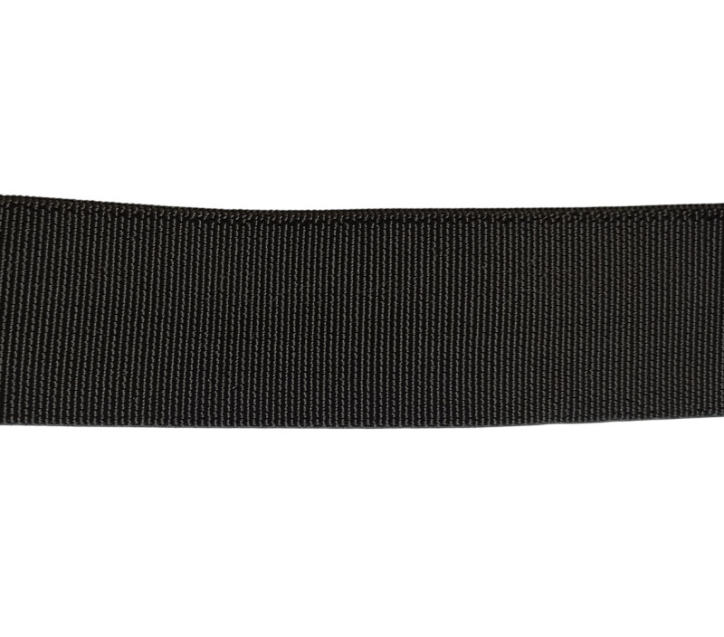 Ремни из эластичного и хорошо тянущегося нейлона, который не боится порезов и агрессивного обращения.