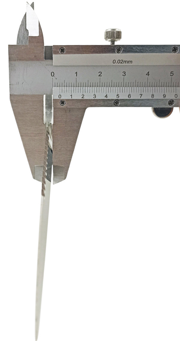 Максимальная толщина лезвия - где-то 3мм.