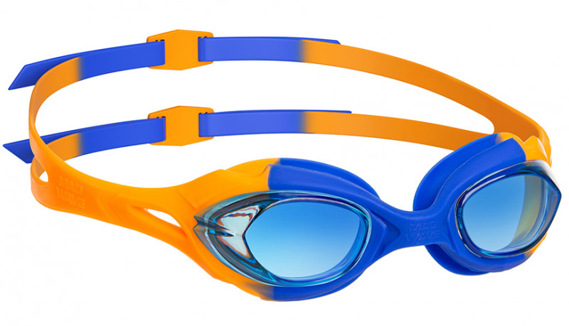 Детско-юниорские плавательные очки «ROCKET» - удобный вариант для повседневных тренировок и отдыха. Линзы с UV-защитой уберегают глаза от ультрафиолета, а покрытие от запотевания Антифог препятствует конденсации влаги на линзах.