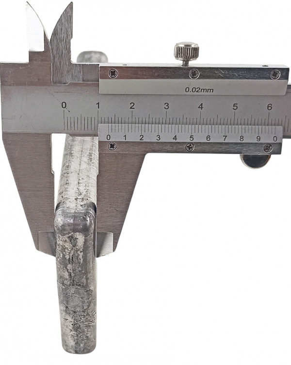 Толщина слитка - 1.3см.