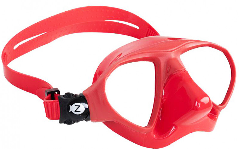 Удобная форма носовой пазухи упрощает продувку, а внешняя поверхность с искусственной шероховатостью в районе ноздрей не дает пальцам соскальзывать.