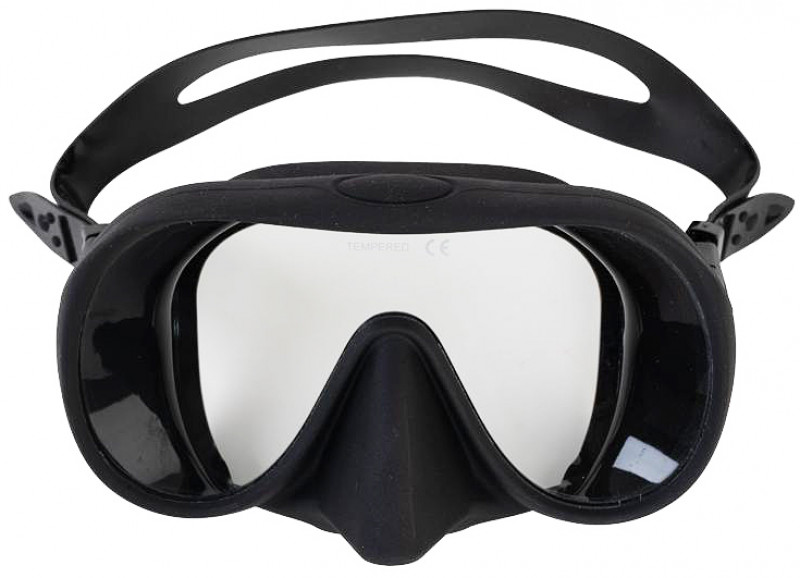 Маска «СКОРПЕНА N4» выполнена по принципу безрамной технологии, что делает ее более компактной и легкой с отличным углом обзора.