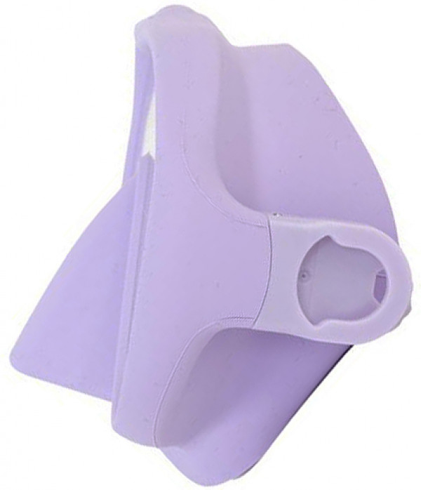 Съемный ремешок с пряжками крепится к силиконовой юбке маски, что сводит к минимуму вероятность их случайного повреждения, а также позволяет компактно сложить ее для перевозки.