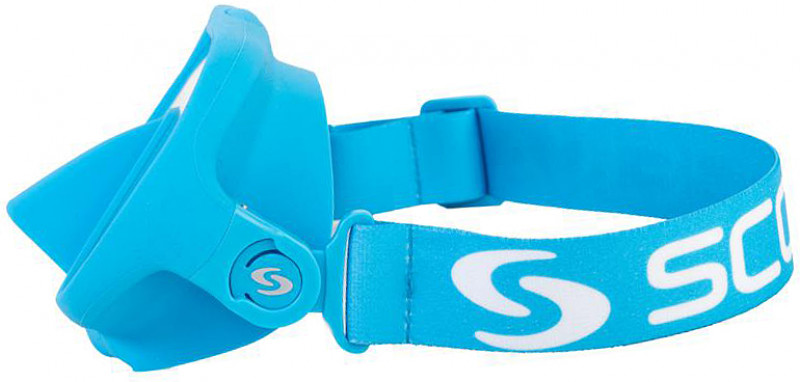 Гибкие крепления пряжек к силиконовому корпусу маски сложатся, как боковые зеркала у автомобиля, при механическом воздействии на них.