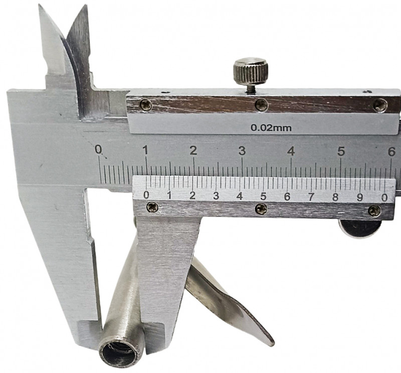 Диаметр остова наконечника - чуть меньше 1см.