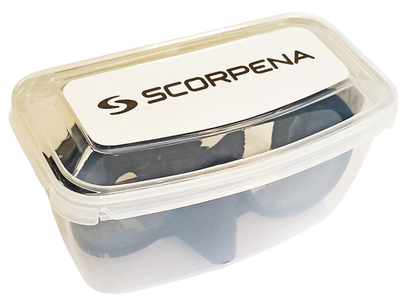 Удобный и практичный бокс для транспортировки и хранения маски в комплекте.