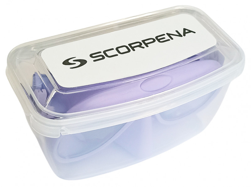 В комплекте удобный и практичный бокс для транспортировки и хранения маски.