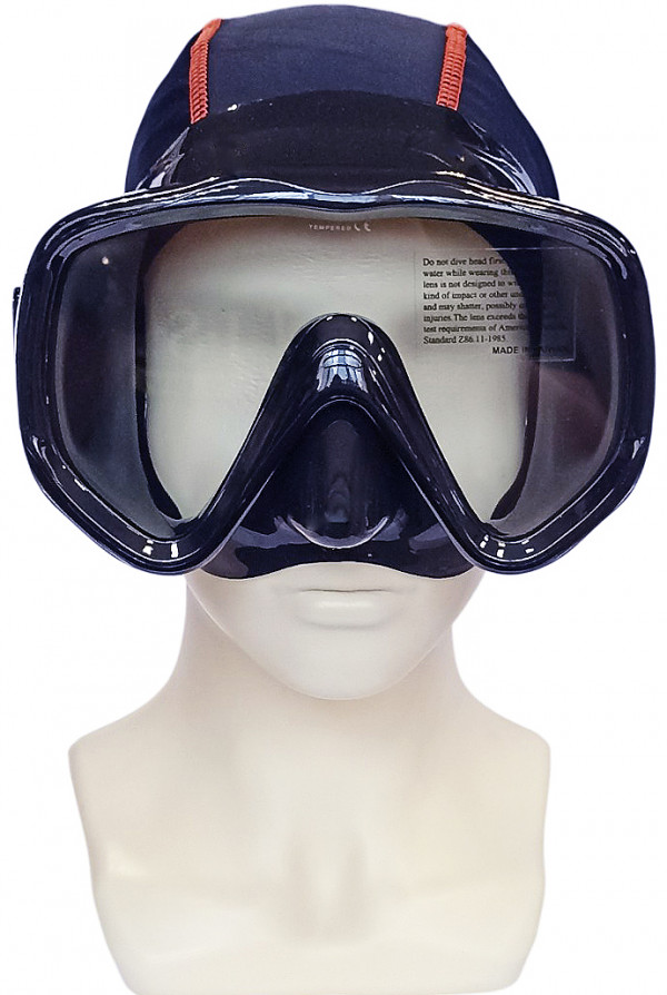 Маска с хорошим обзором, подойдет людям со средним и крупным лицом.