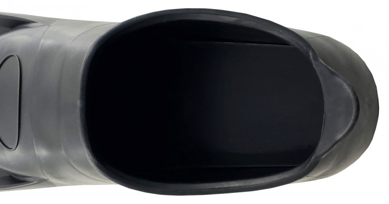 Мягкая калоша дает возможность использовать неопреновый носок.