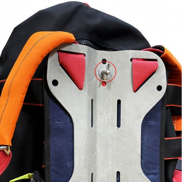 Такие болты предназначены для сборки современного компенсатора плавучести типа «крыло». Они позволяют стянуть «слоеный пирог»: спинка - грузовая паллета - крыло - адаптер.