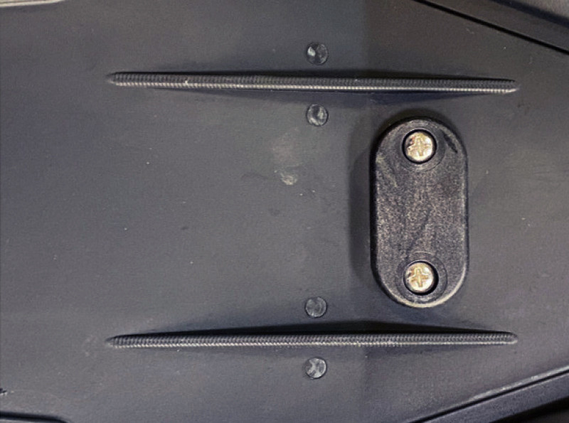 Лопасти сменные! Крепеж смещен за линию изгиба лопасти, что увеличивает прочность ласт.