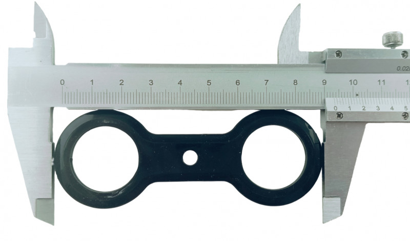 Общая длина «восьмерки» - примерно 9.3см.