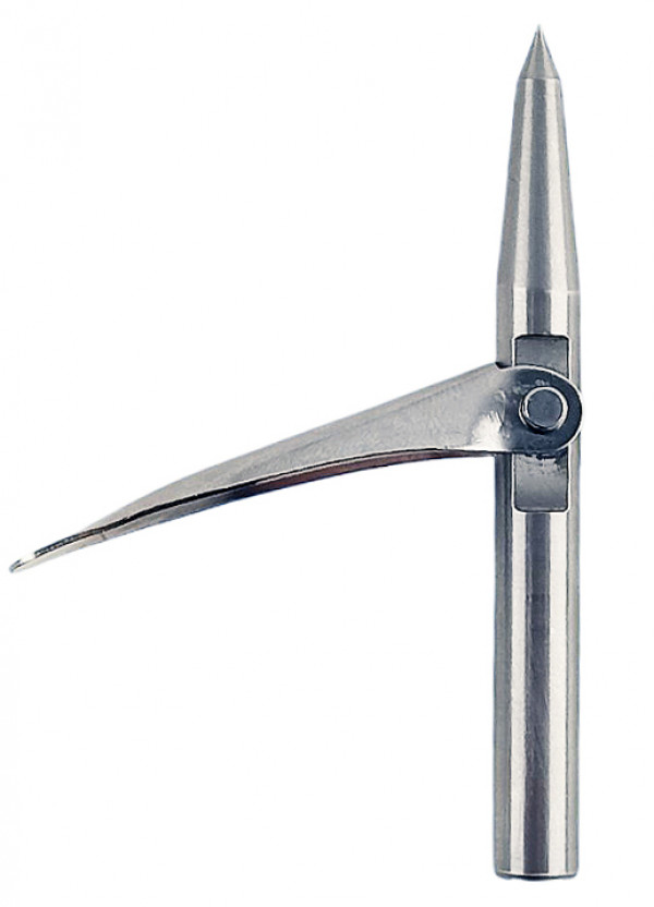 Один прочный и достаточно широкий откидной флажок. Максимальный угол раскрытия лепестка ближе к 80 градусам.