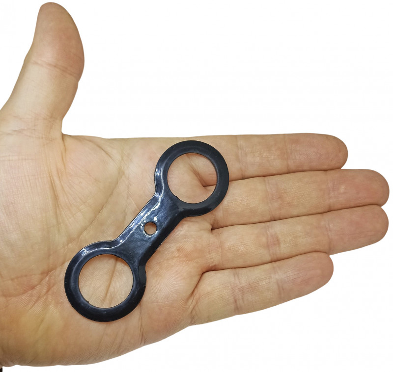 Износостойкий материал сохраняет эластичность и прочность даже после длительного использования.