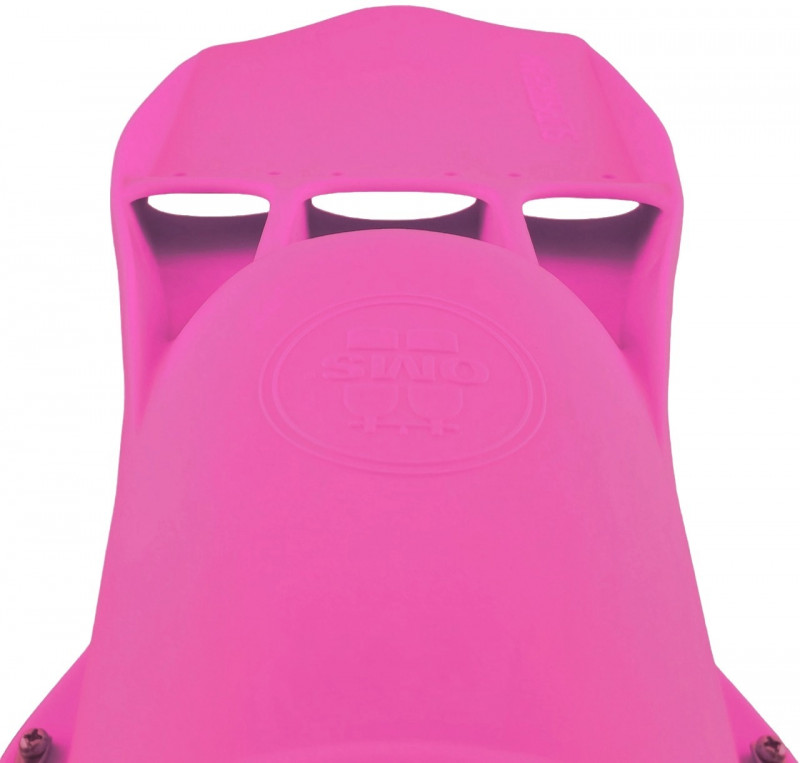 Отверстия в лопасти снижают сопротивление воды, тем самым уменьшая нагрузку на ногу.