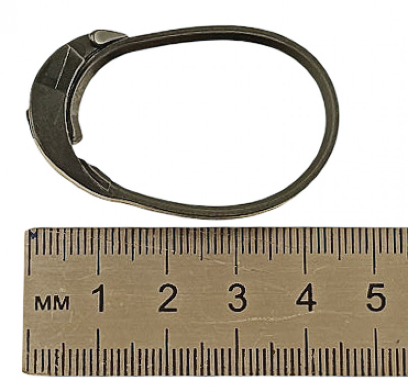 Хомут штатного размера подходит ко многим типовым загубникам и регуляторам.