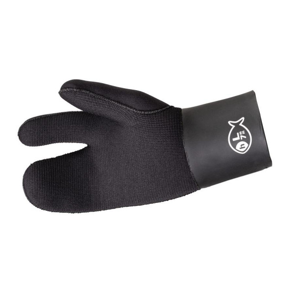 Расположение в рукавице вместе трех пальцев руки существенно сокращает теплопотери по сравнению с пятипалой перчаткой, а это значительно улучшает тепловой комфорт и, как следствие, увеличивает время подводной охоты.