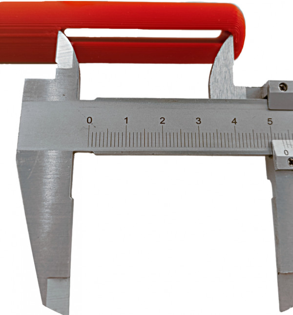 Длина внутренней прорези - примерно 5.2см.