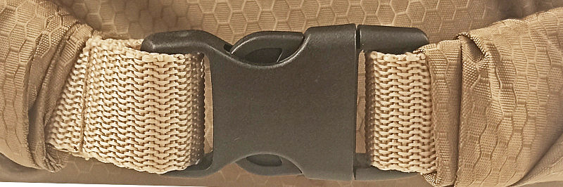 Морозостойкая пластиковая пряжка «фастекс».