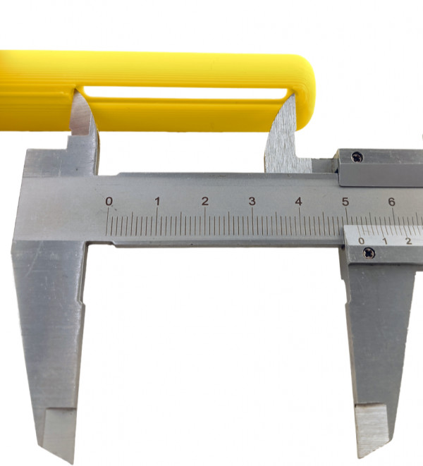 Длина внутренней прорези - примерно 5.2см.