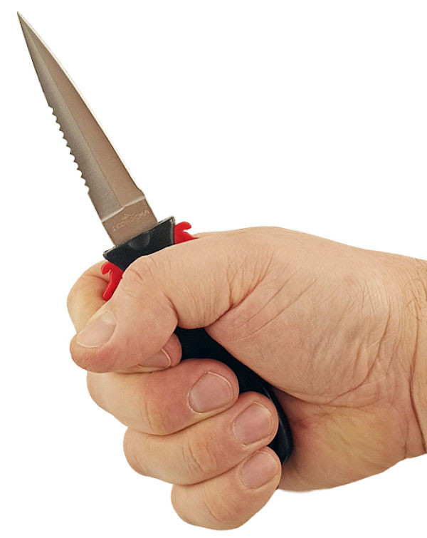 Универсальный компактный нож для дайвинга и подводной охоты «СКОРПЕНА-A+» от одноименного российского производителя.