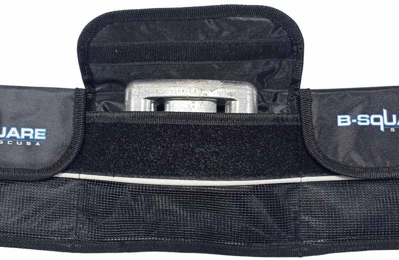 В один карман можно легко положить груз весом около 4кг или несколько грузов меньшего размера.