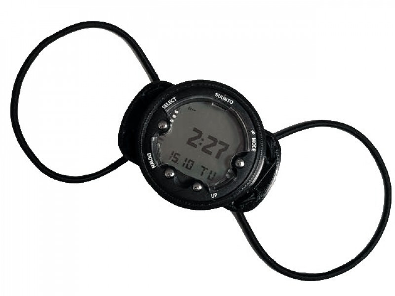 Держатель с резинками - надежная замена штатному ремешку, проверенная многими профессиональными дайверами. Эластичные резинки позволяют быстро одевать и снимать прибор на костюм любой толщины.