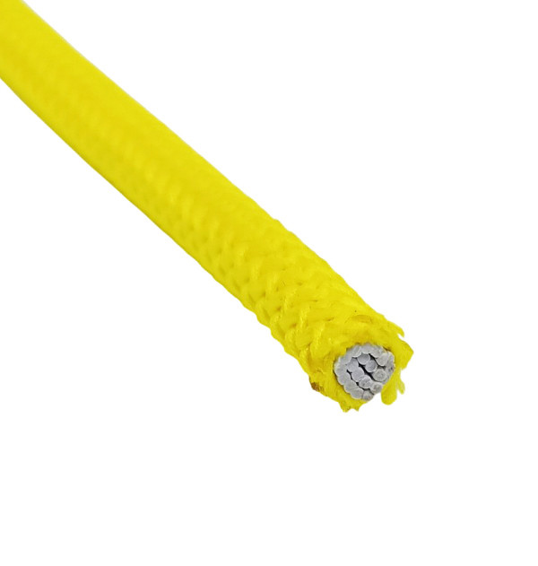 Представляет пучок тонких латексных жгутиков в плотной износостойкой оплетке. Край легко наплавляется зажигалкой.