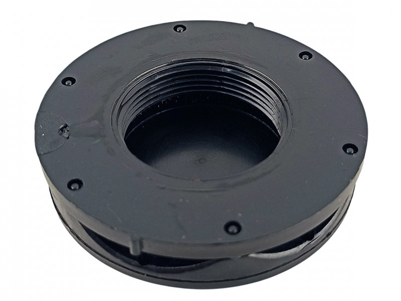 Резьбовое соединение позволяет плотно стянуть клапан для лучшей герметичности на костюме.