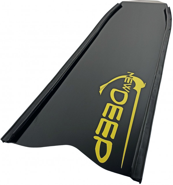 Край в виде «ласточкина хвоста» для стабилизации лопасти при гребке.