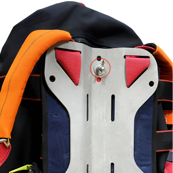 Такие болты предназначены для сборки современного компенсатора плавучести типа «крыло». Они позволяют стянуть «слоеный пирог»: спинка - грузовая паллета - крыло - адаптер.