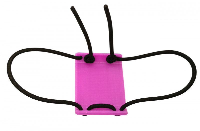 Длина резинок быстро и легко регулируется - просто потяните за торчащие свободные концы, и держатель с прибором прижмется к руке плотнее.