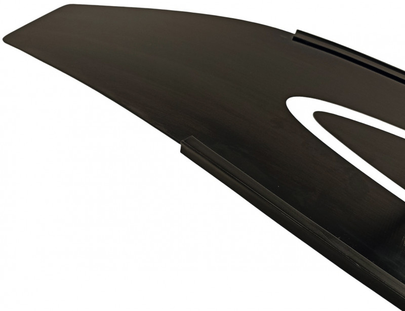 Лопасти не имеют крепежных отверстий, поэтому могут быть установлены в широкий спектр калош с подходящим вырезом под комлевую часть.