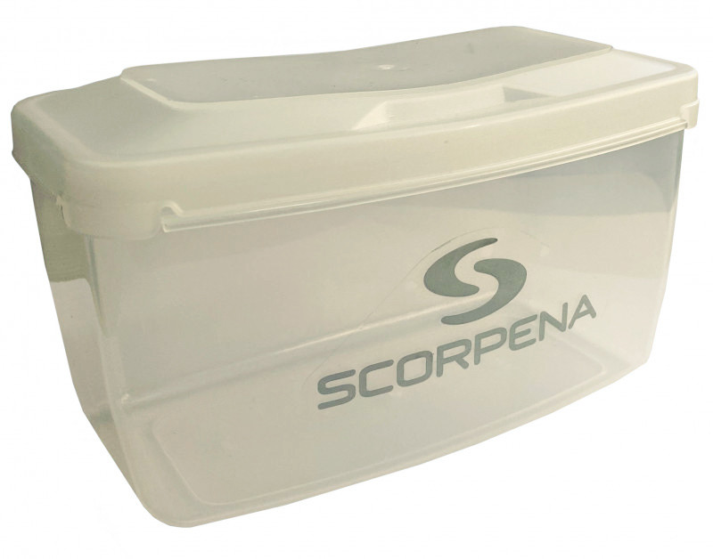 Продается в комплекте с фирменным пластиковым боксом для хранения и транспортировки.