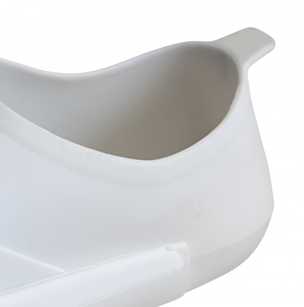 Благодаря хлястику над пяткой процесс надевания калош становится значительно проще и комфортнее.