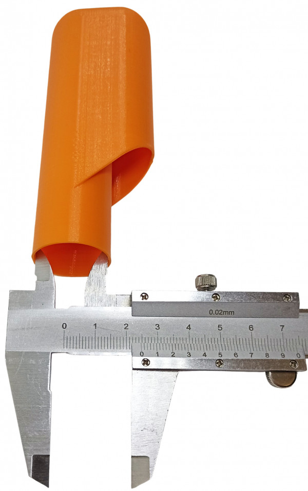 Посадочный диаметр около 2.5см позволяет устанавливать клапан практически в любую дыхательную трубку.