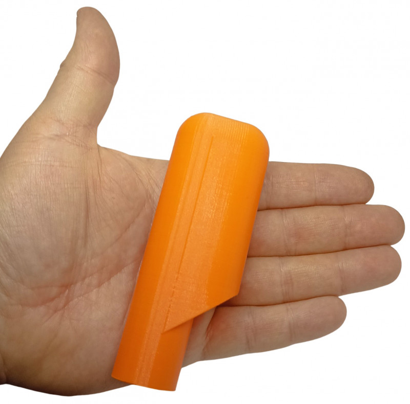 Простое и элегантное решение для короткого неглубокого погружения трубки в воду, упрощающее дыхание на поверхности, особенно в сильный дождь.