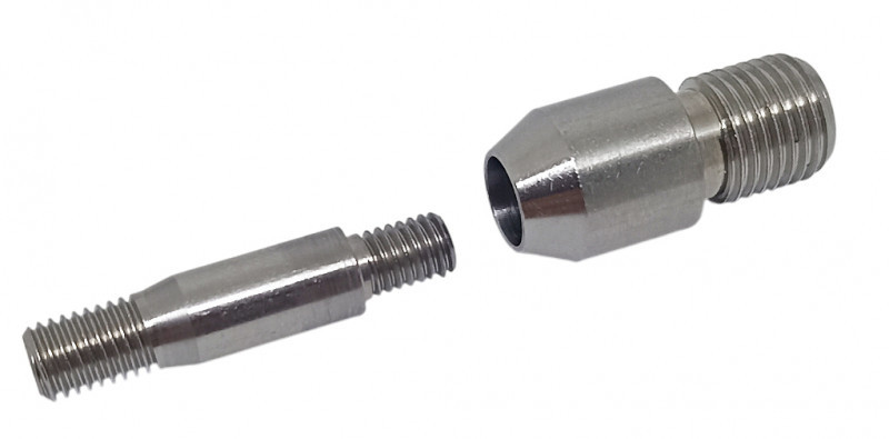 Переходник с резьбы М12 на М7 разборный, в него можно вкрутить гарпун от подводного ружья.