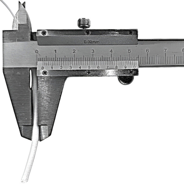 Диаметр резинки - около 3мм.