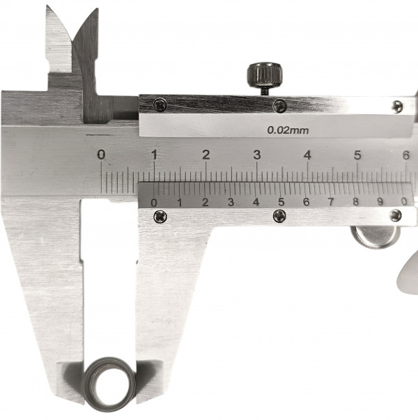Ширина самой втулки - где-то 10мм.