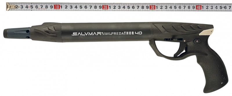 Габаритная длина ружья от края надульника до выступающего края ручки - около 46 сантиметров.