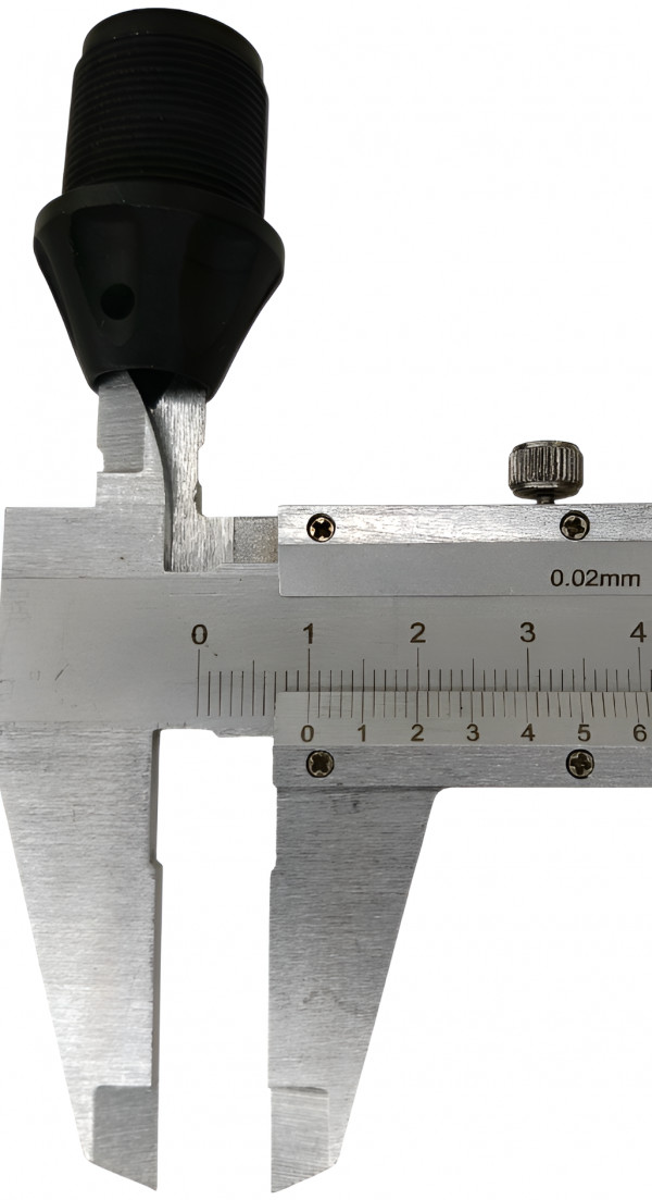 Внутренний диаметр входного отверстия - 1см.