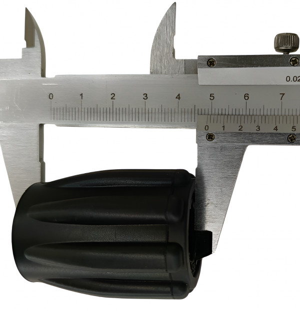 Длина ручки - около 4.9см.