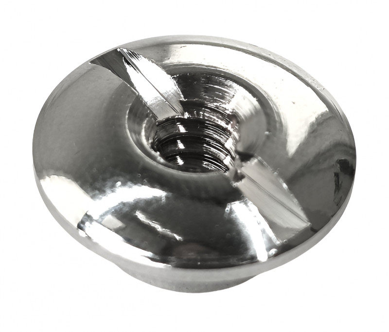 Типовая гайка, позволяющая закрепить ручку (маховик) вентиля на штоке. Мелочь, без которой порой просто не обойтись.