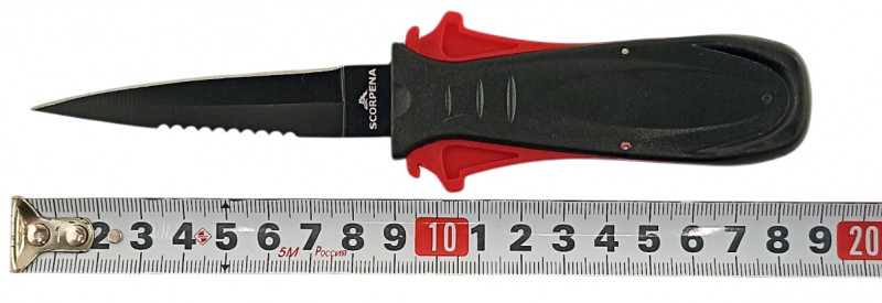 Длина лезвия - около 9см.